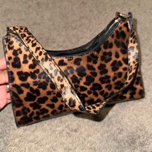 ❌SOLD❌LEOPARD PURSE